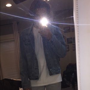 Meet your Posher, Jonas